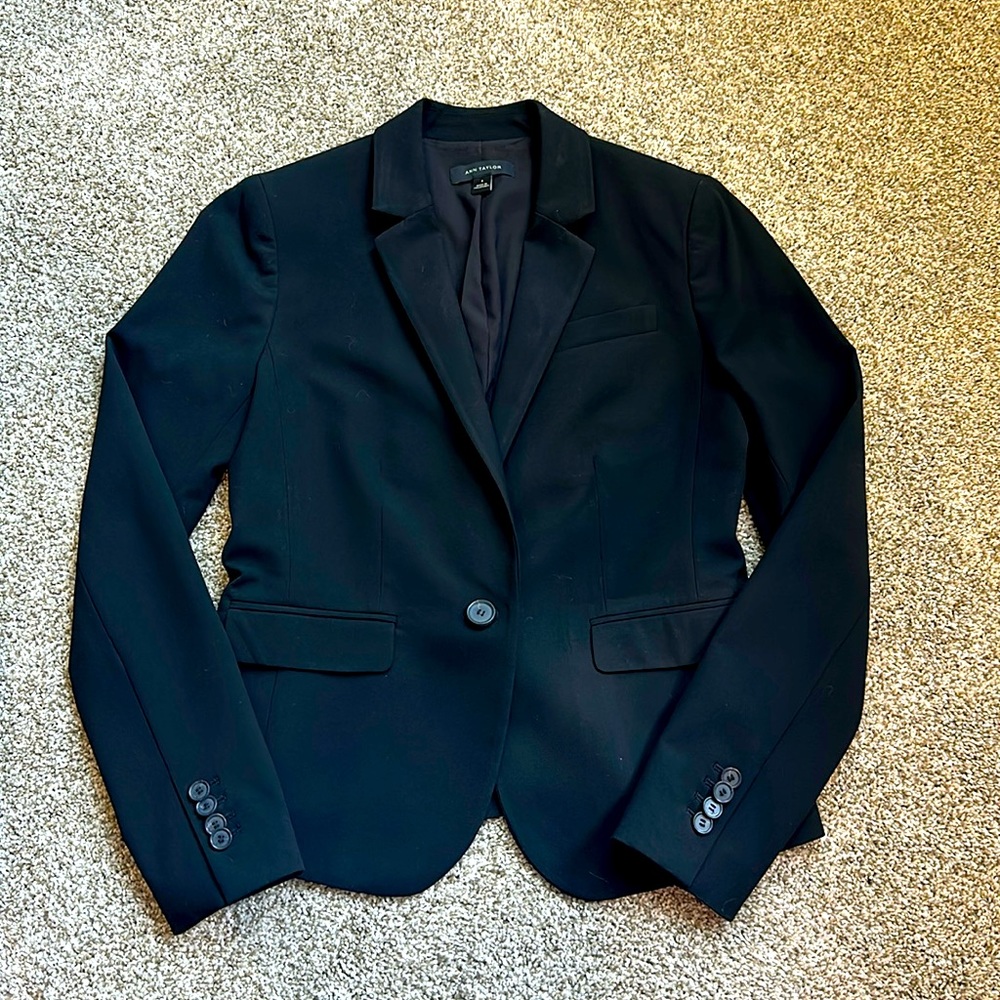 Ann Taylor One Button Blazer Size 0